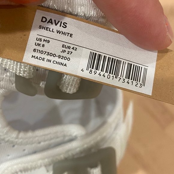 NIB Native Shoes Davis Adult Sandal Slide White M9/W11 - Picture 8 of 12